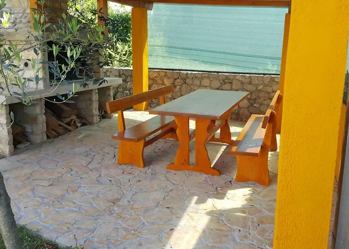 Apartament House Matko