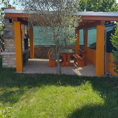 House Matko * Gabonjin